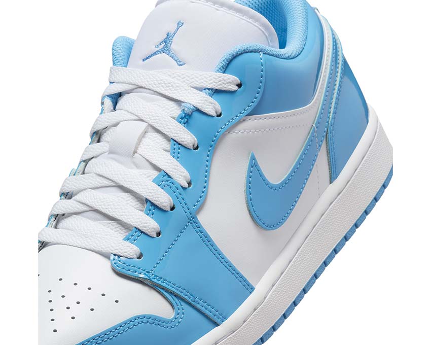 Air Jordan 1 Low SE "Legend Blue"