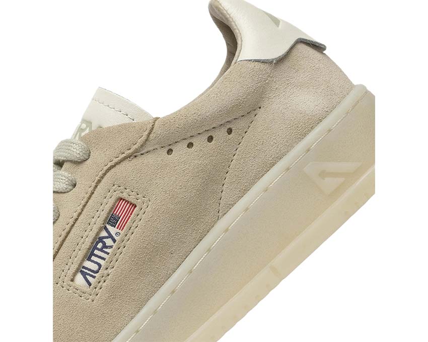 Autry Dallas Low "Marshmallow Papyrus"