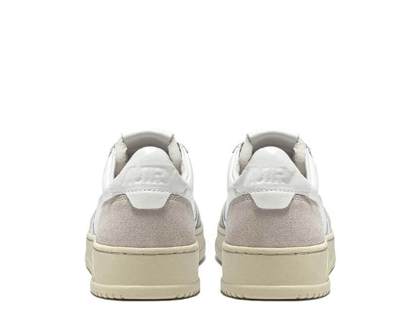 Autry Medalist Low "Suede White"