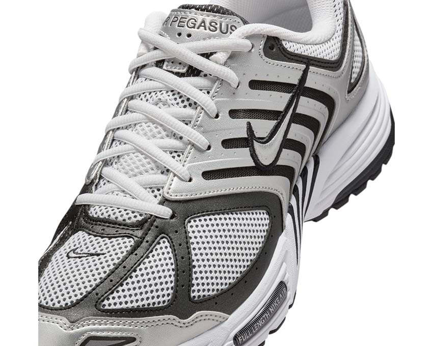 Nike Air Pegasus 2005 "Metallic Silver"
