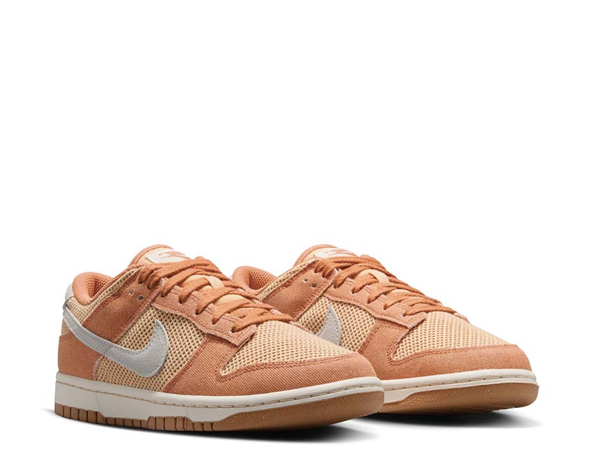 Nike Dunk Low SE W "Amber Brown"