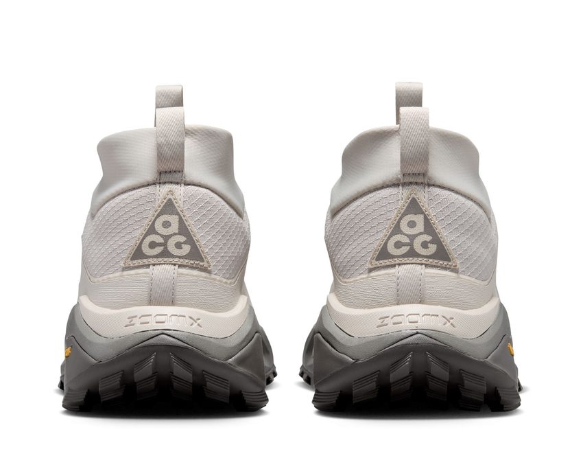 Nike ACG Zegama Hike "Cream II"