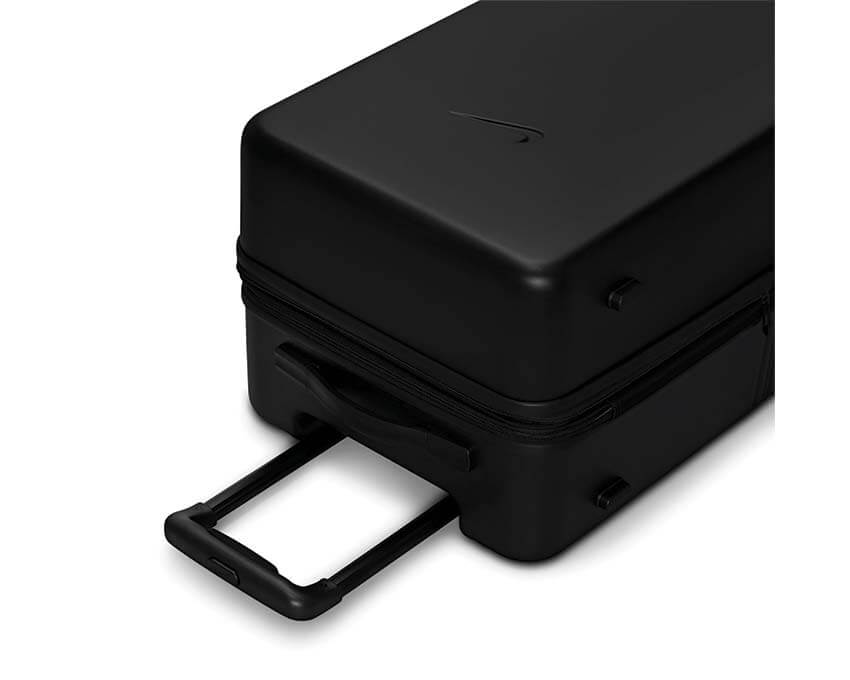 Nike Medium Checked Hardshell Luggage "Black"