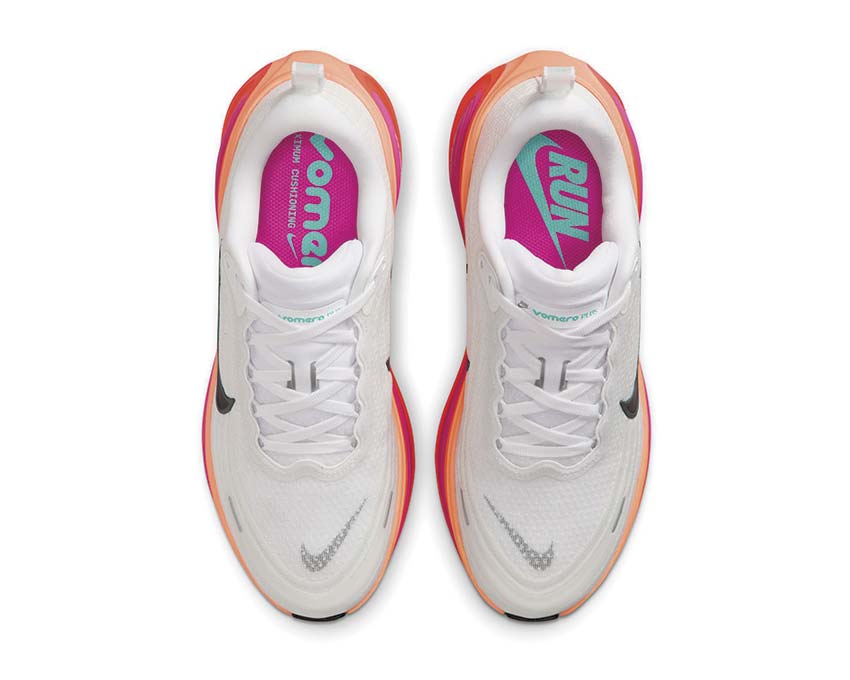 Nike Vomero Plus W "Fire Pink"
