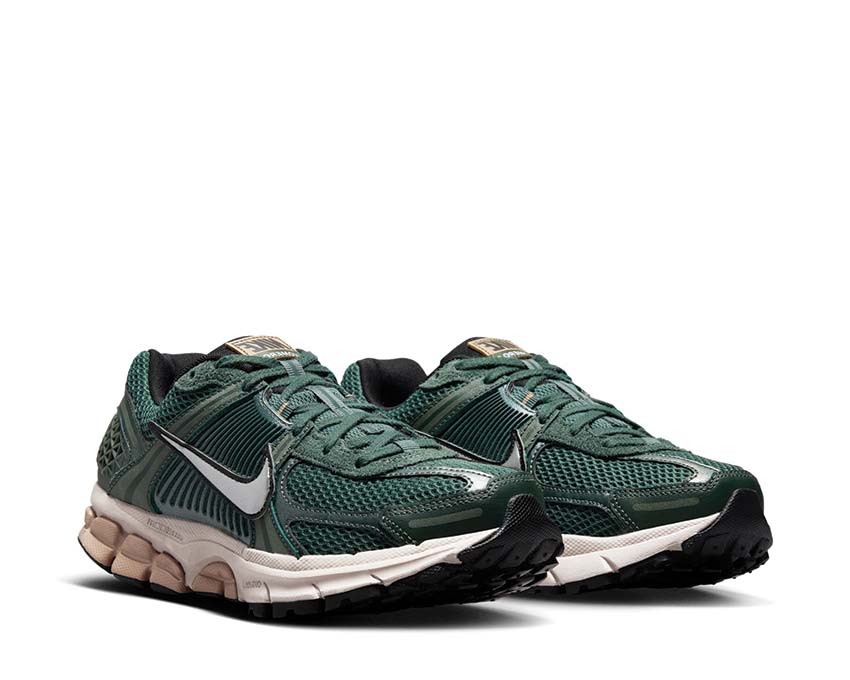 Nike Zoom Vomero 5 W "Vintage Green"