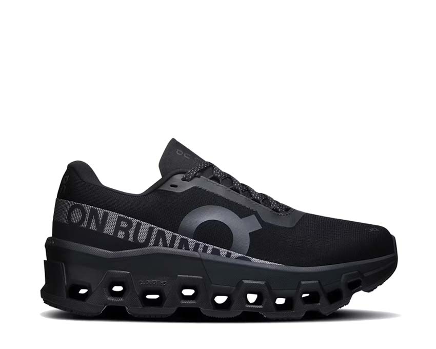On Cloudmonster 2 "Black"