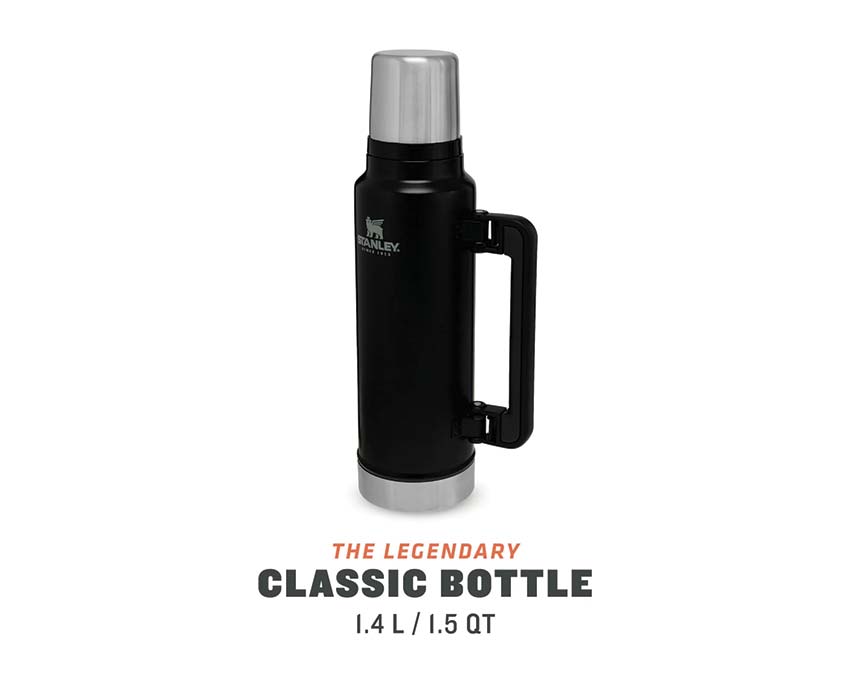 Stanley Classic Legendary Bottle Matte Black Pebble w