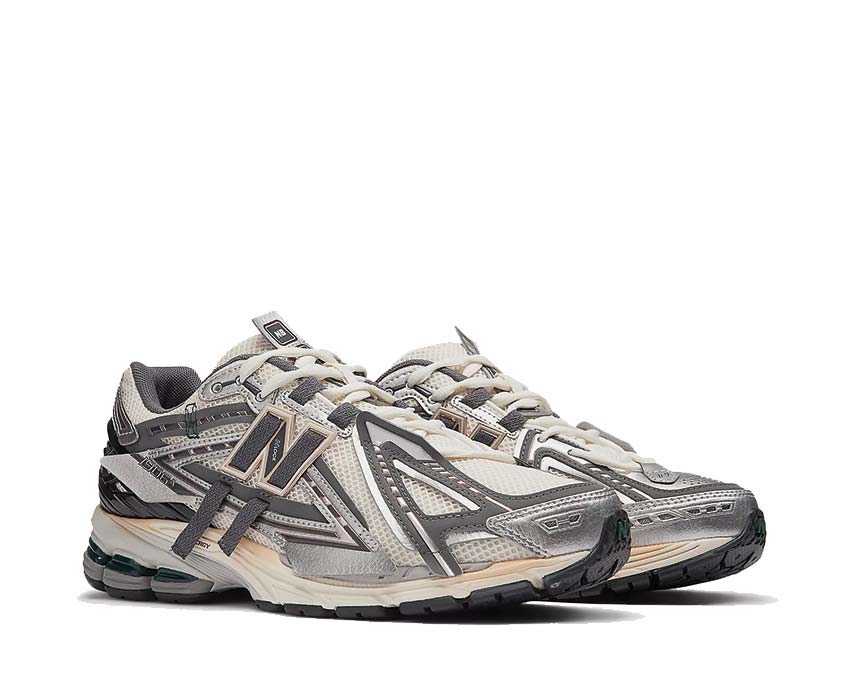 New Balance 1906A "Silver Metallic"