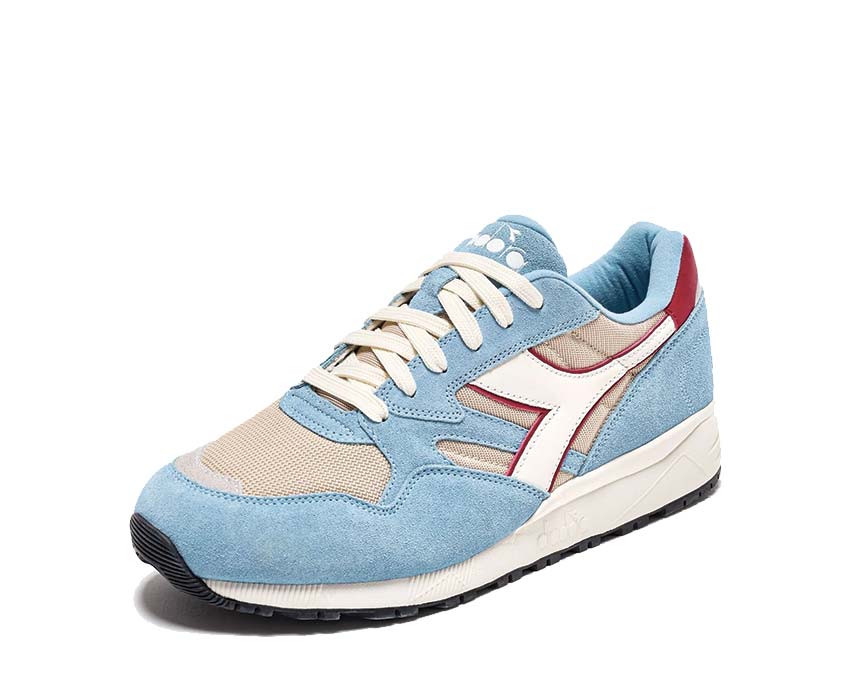 Diadora N902