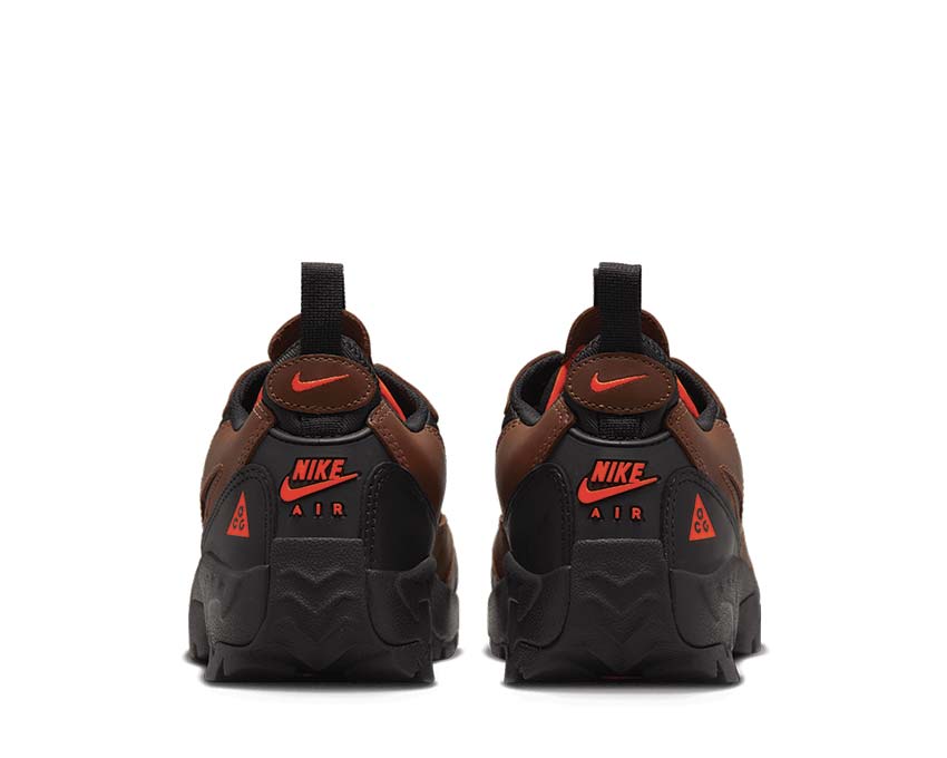 Nike ACG Air Mada