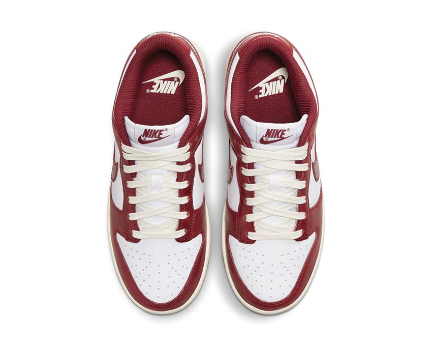 Nike Dunk Low PRM W