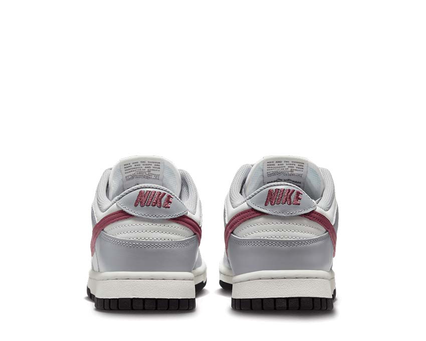 Nike Dunk Low W