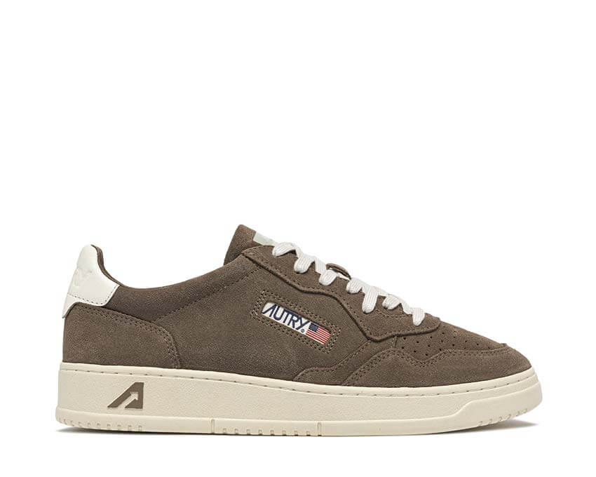 Autry Medalist Low "Cigar Suede"