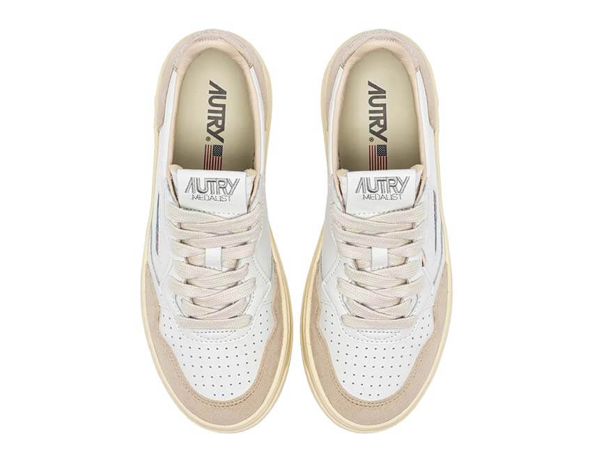 Autry Medalist Low W "White Gold Suede"