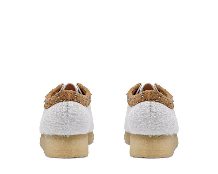 Clarks Wallabee "Off White Interest"
