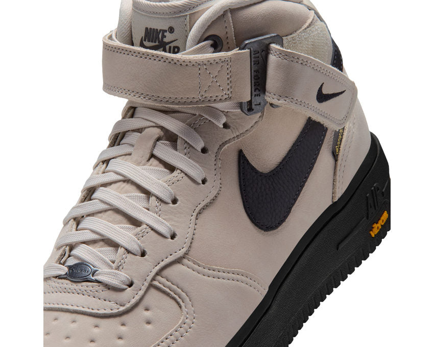 Nike Air Force 1 Mid '07 Gtx Vibram "Summit White"