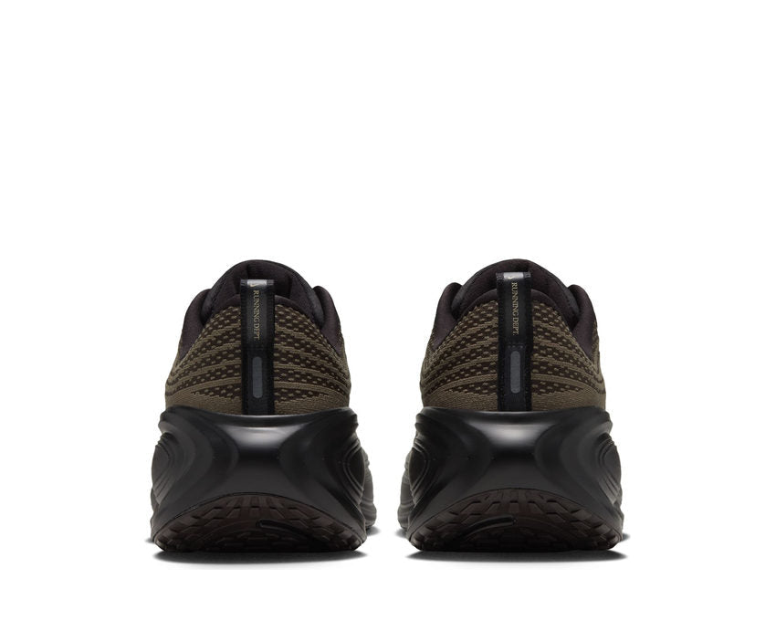 Nike Vomero Plus "Dark Hazel"