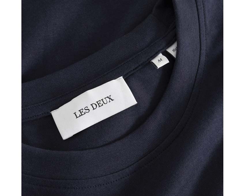 Les Deux Bouquet T-Shirt