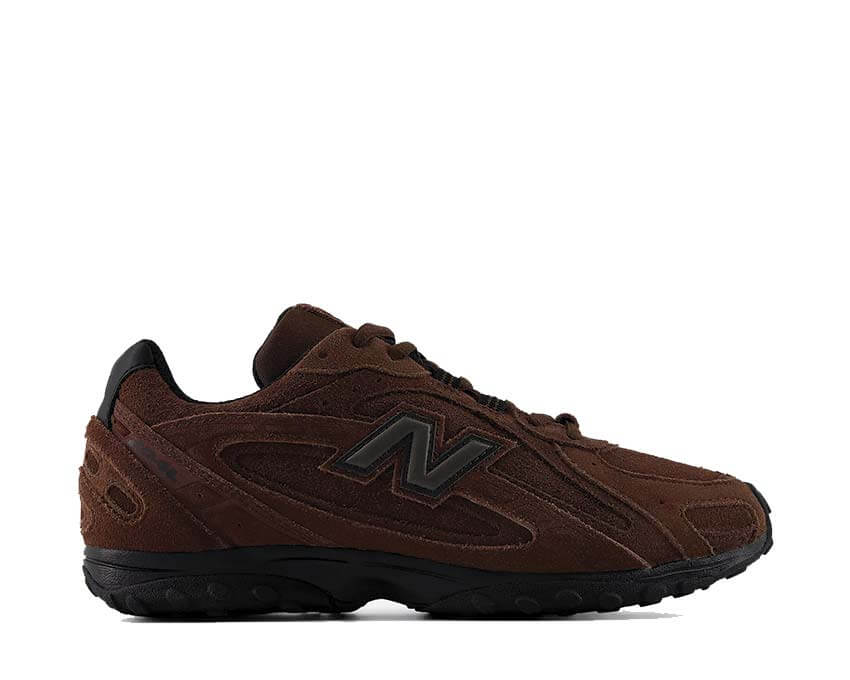 New Balance 204L "Pumpernickel"