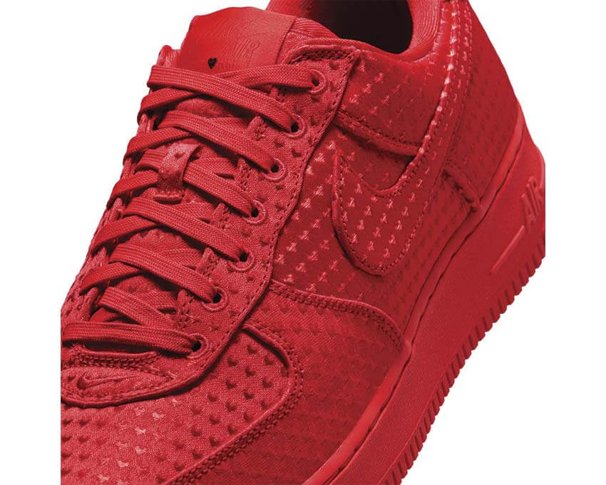 Nike Air Force 1 Retro "Valentine's Day"
