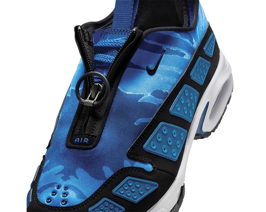 Nike Air Max SNDR W Camo "Court Blue"