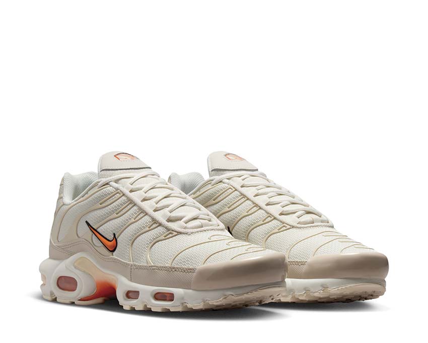 Nike Air Max Plus "Safety Orange"