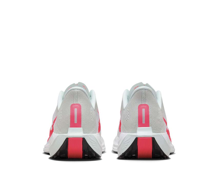 Nike Pegasus Plus