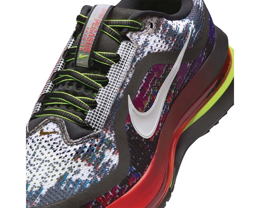 Nike Pegasus Premium "Multi Pixel"