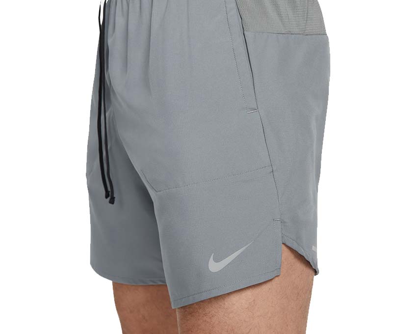 Nike Stride Shorts "Smoke Grey"
