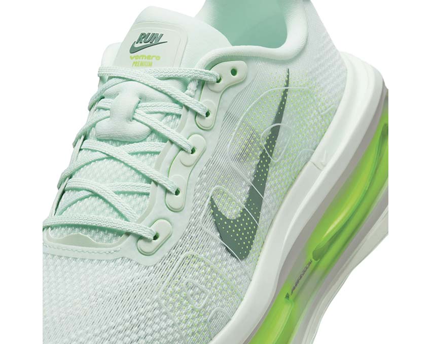 Nike Vomero Premium "Barely Green"