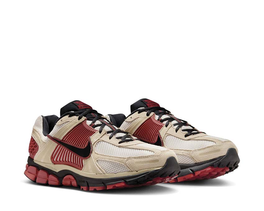 Nike Zoom Vomero 5 "Desert Khaki"