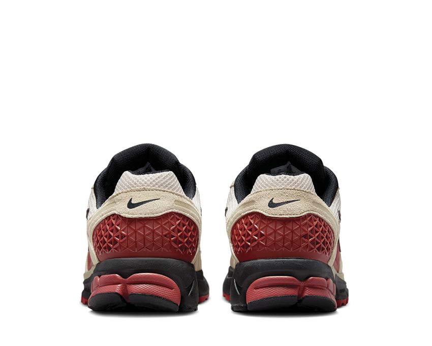 Nike Zoom Vomero 5 "Desert Khaki"