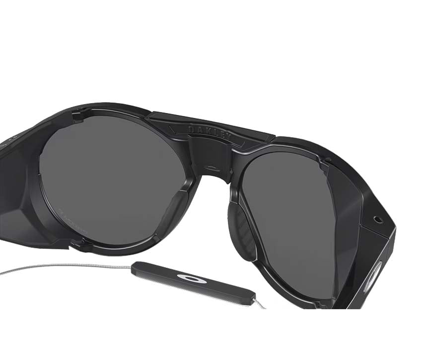 Oakley Clifden