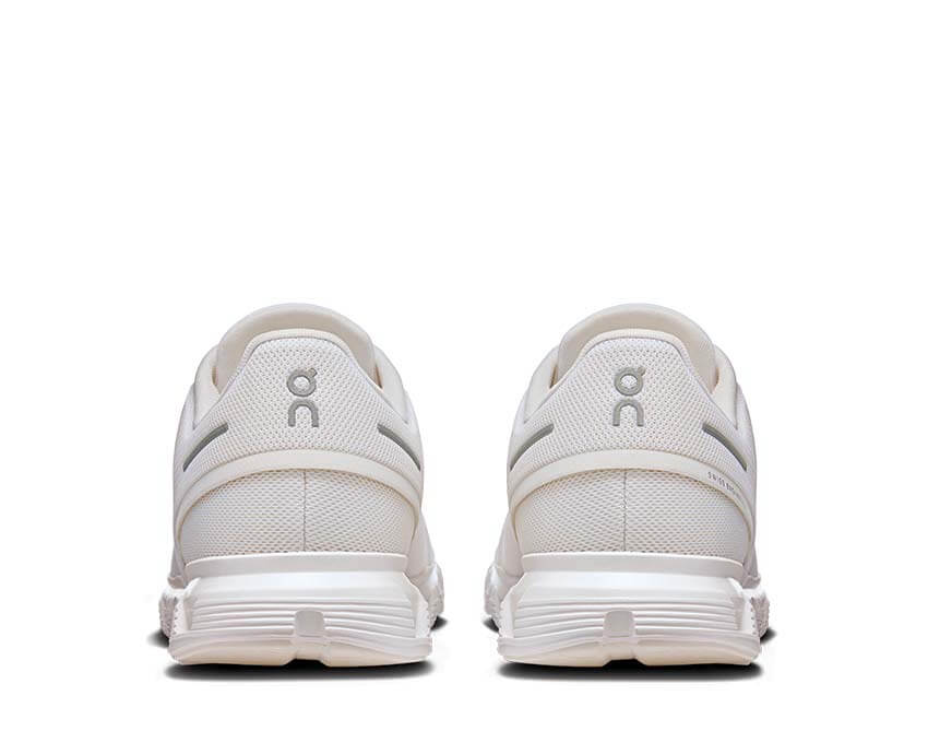 On Cloud 6 "White"