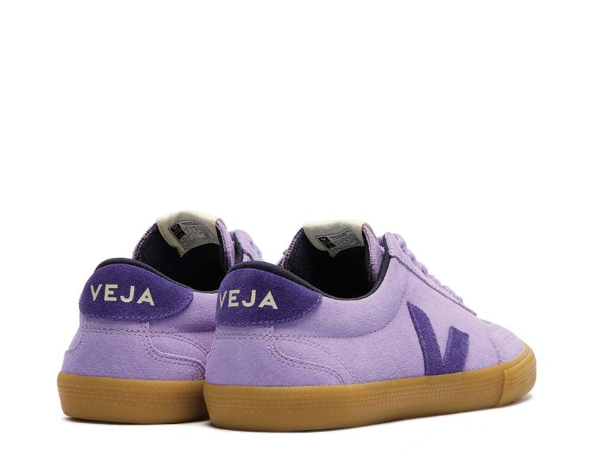 Veja Volley Suede