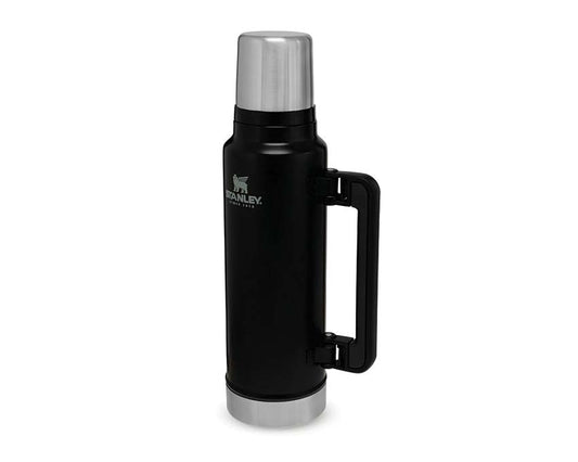 Stanley Classic Legendary Bottle Matte Black Pebble w