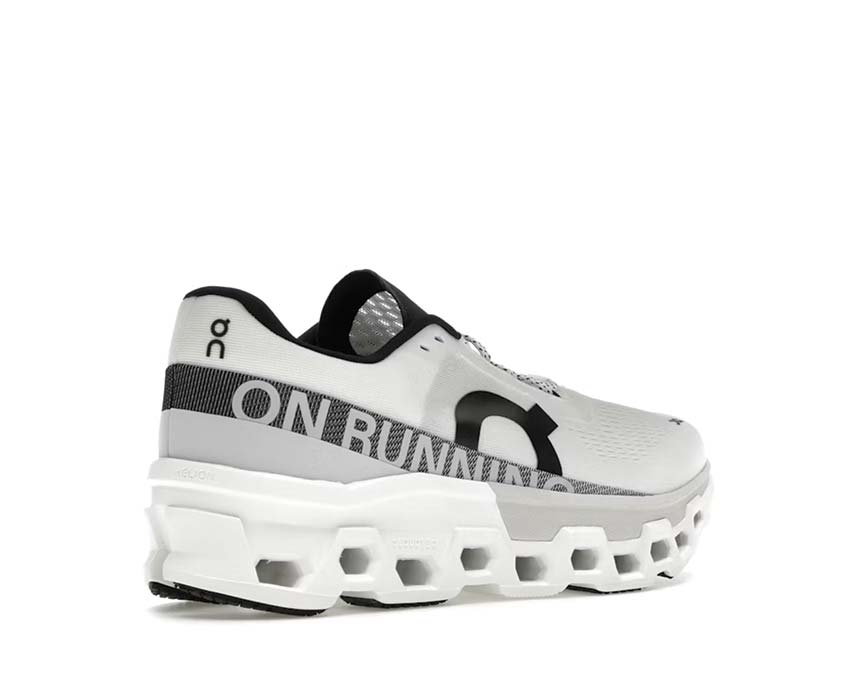 On Cloudmonster 2