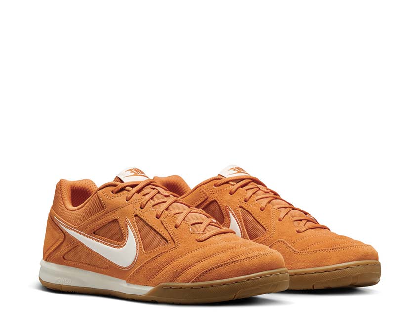 Nike Gato "Monarch"