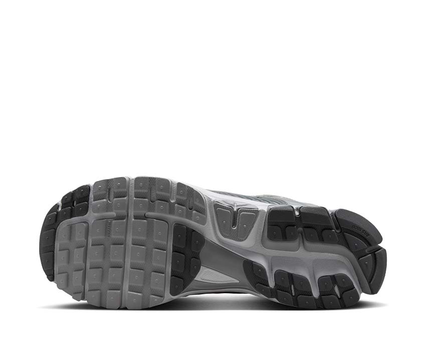 Nike Zoom Vomero 5 "Cool Grey"