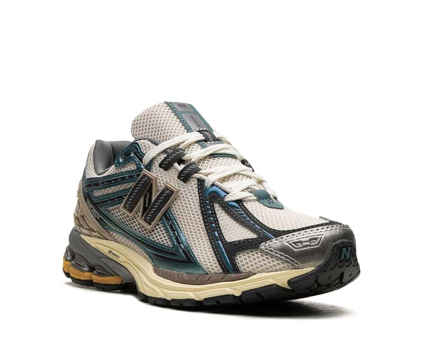 New Balance 1906R