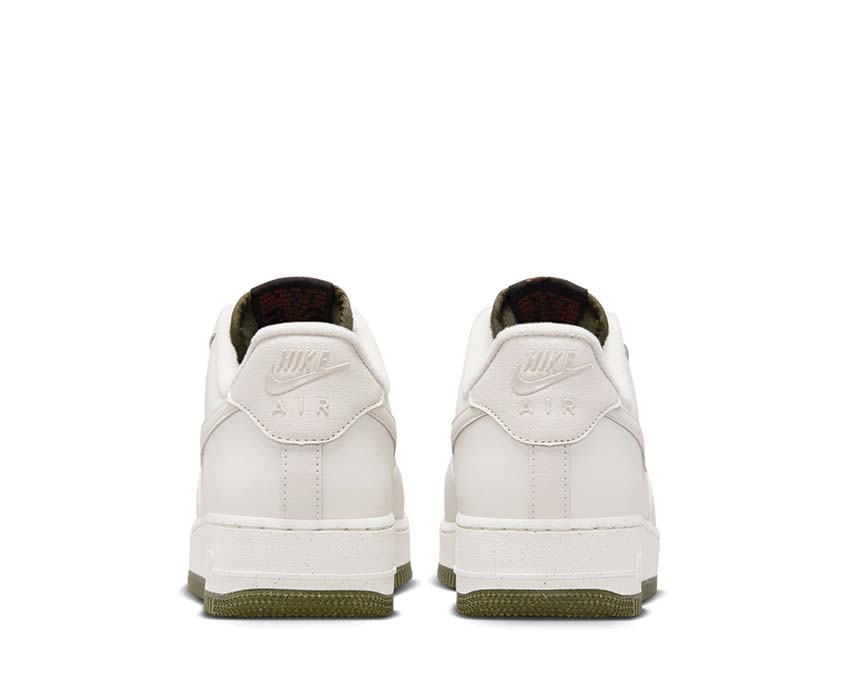Nike Air Force 1 '07 LV8