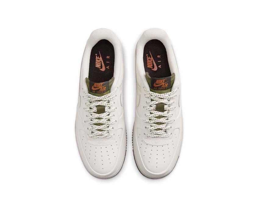 Nike Air Force 1 '07 LV8