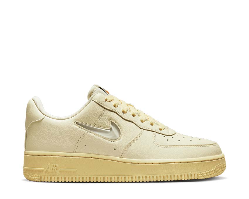 Nike Air Force 1 '07 LX