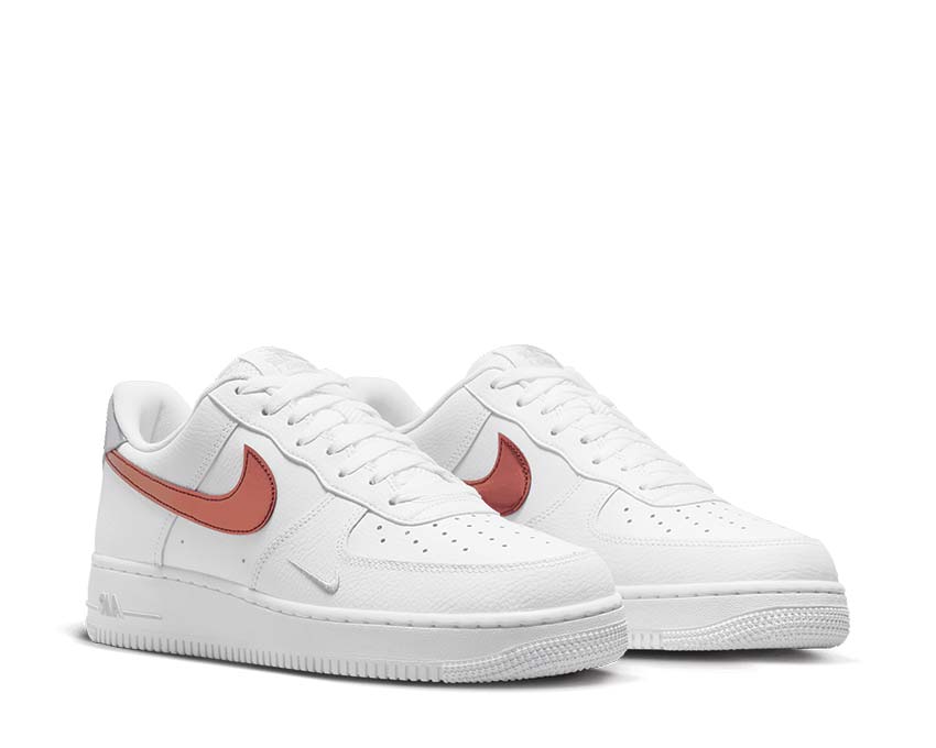 Nike Air Force 1 '07