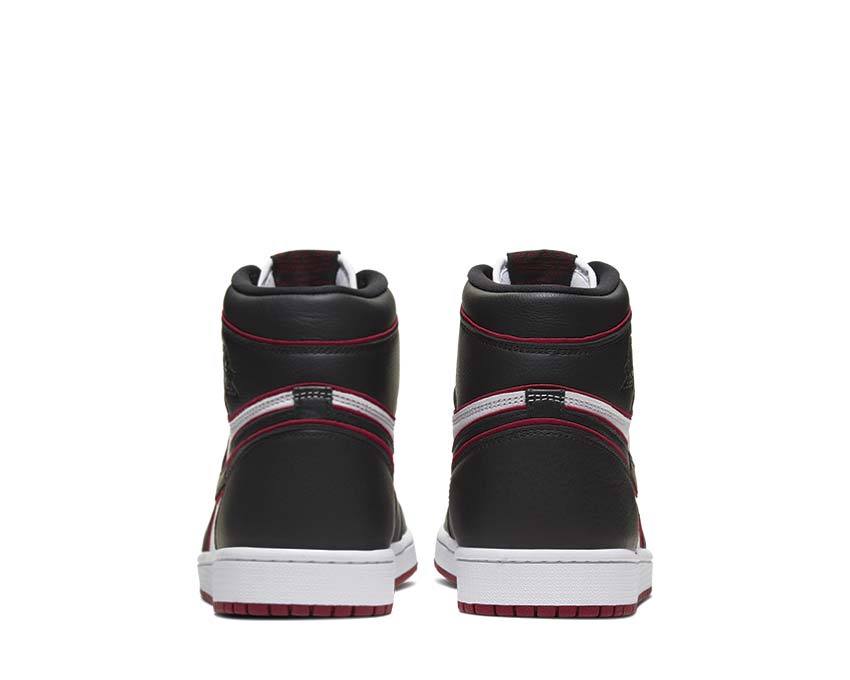 Air Jordan 1 Retro High OG "Bloodlines"