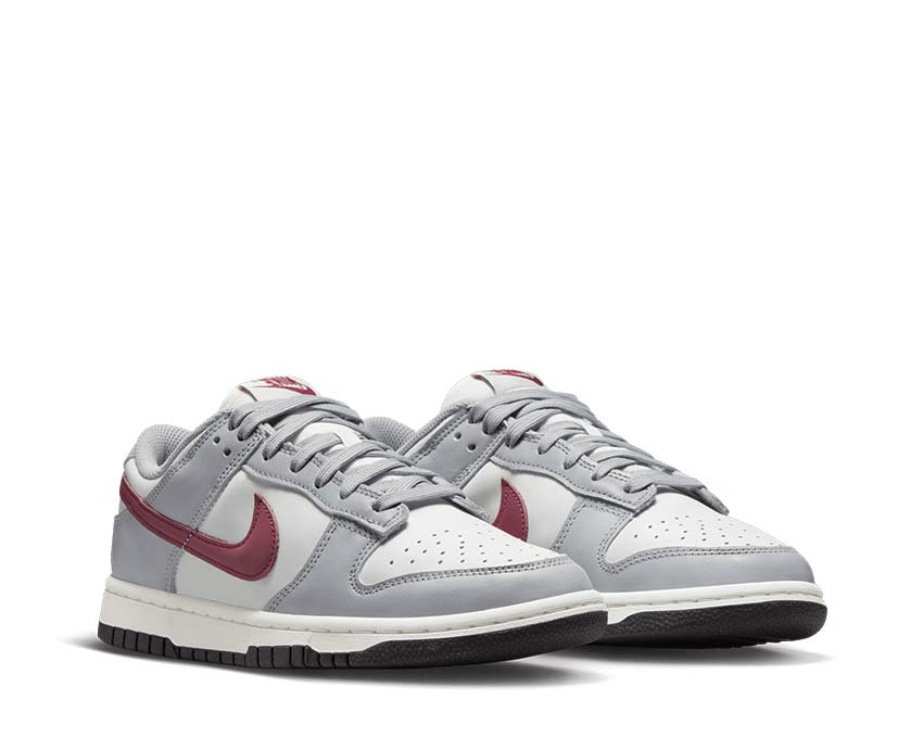 Nike Dunk Low W