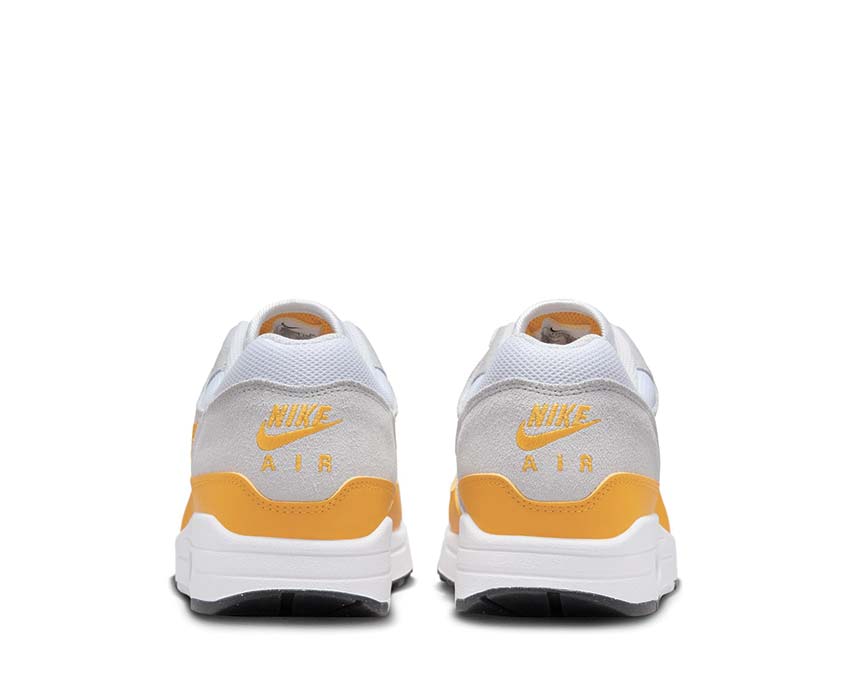 Nike Air Max 1 Ess "University Gold"